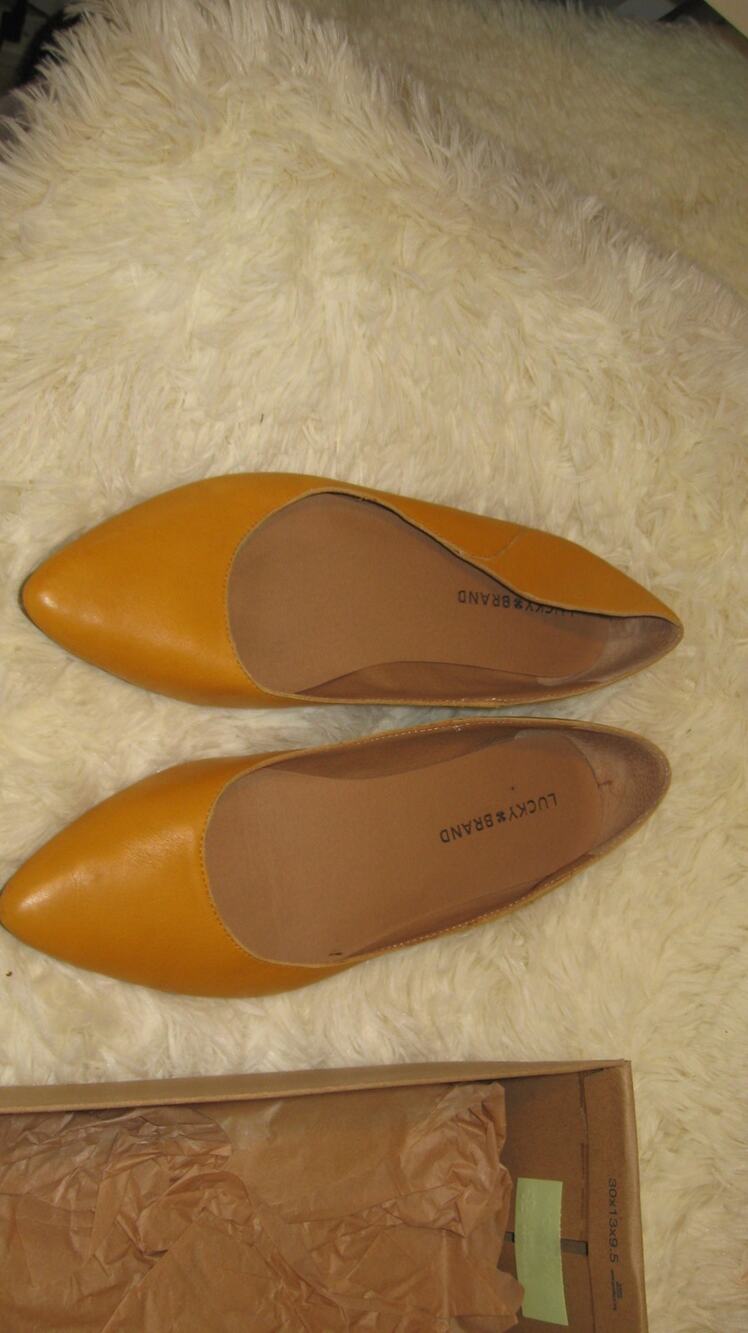Lucky Brand "BYLANDO" flats size 9M